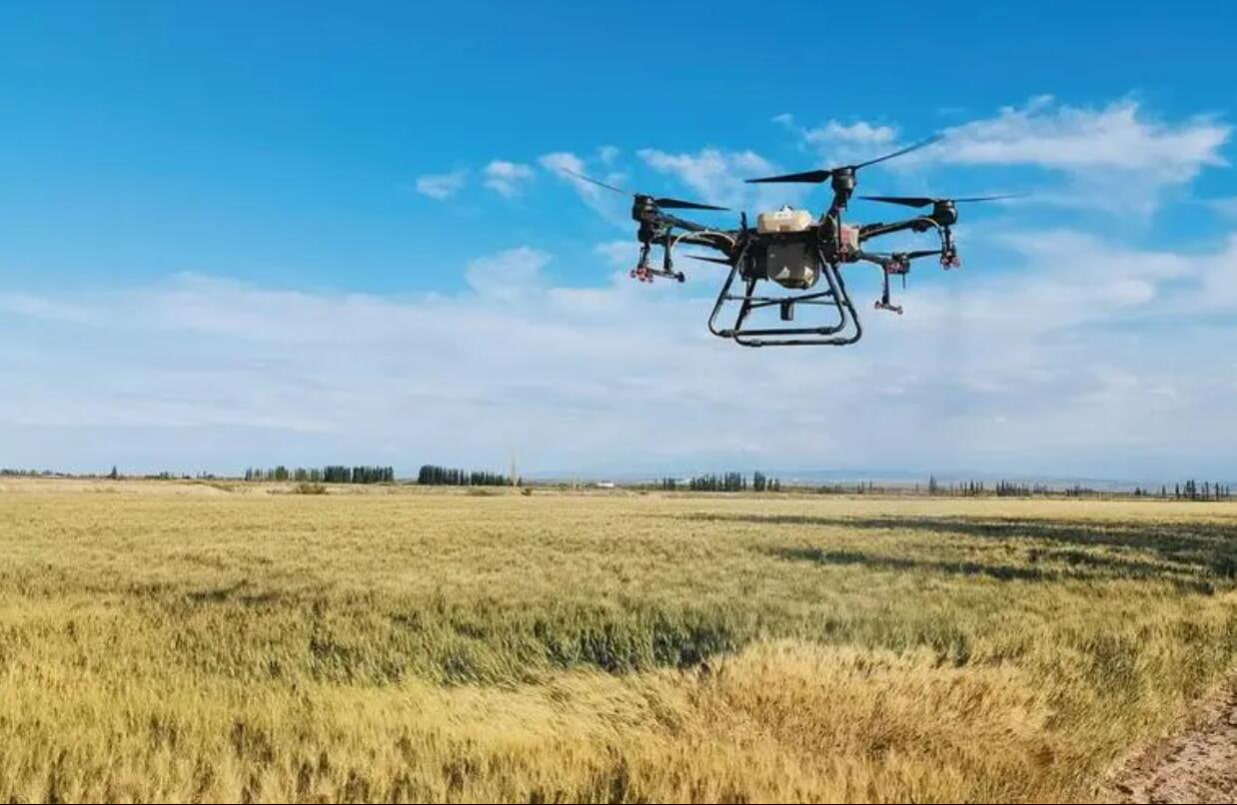 ¿Qué condiciones deben cumplir los drones para volar?