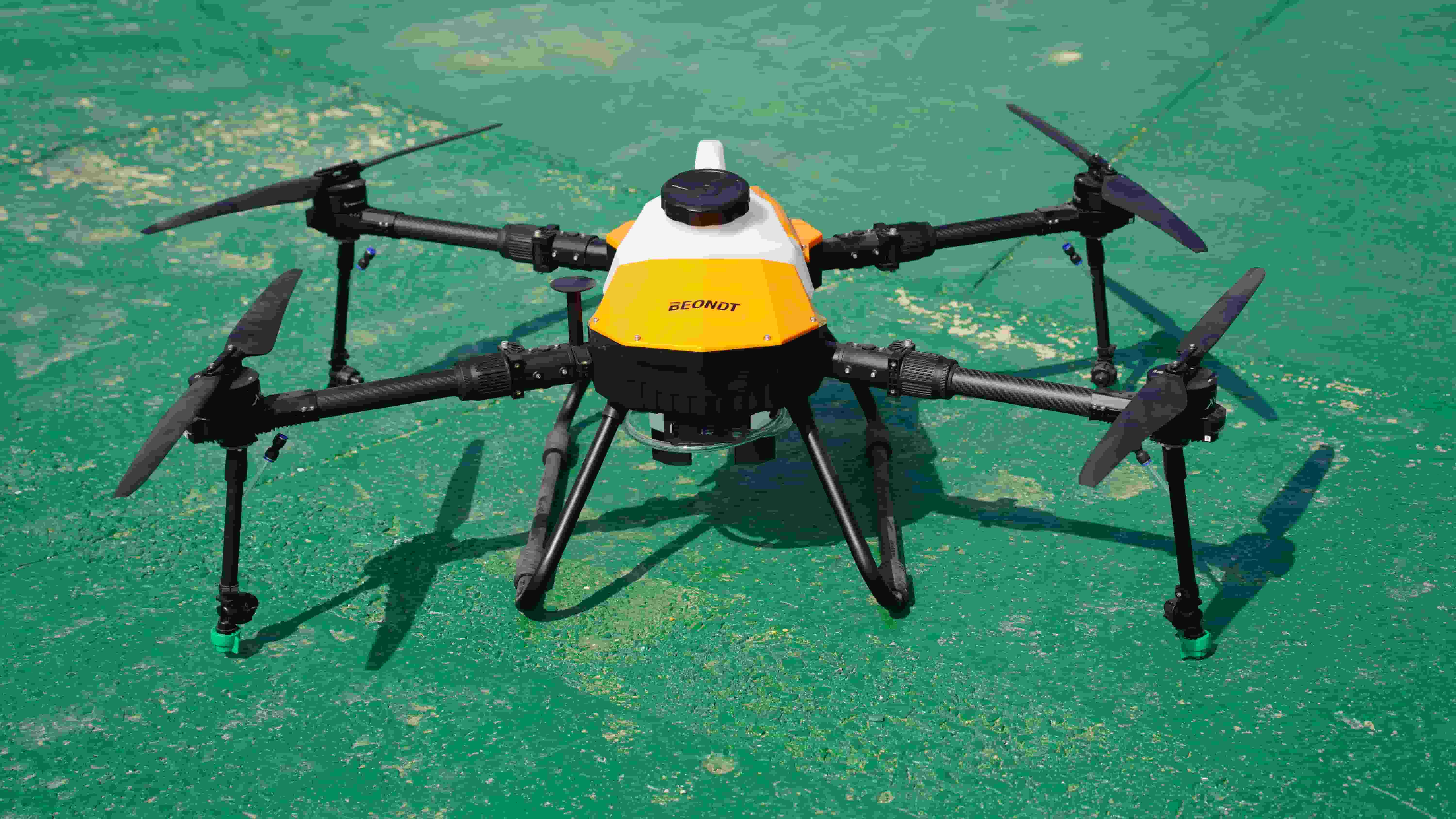  Agriculture Spraying Fertilizer Machine
